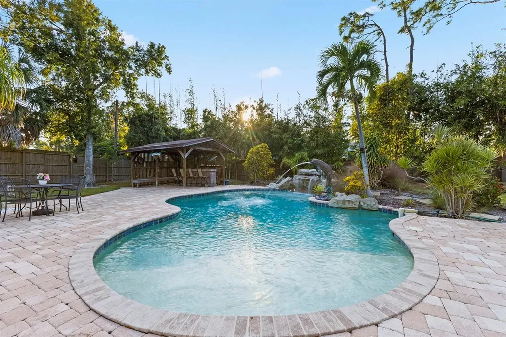 4301 S Lockwood Ridge Road Sarasota FL 34231