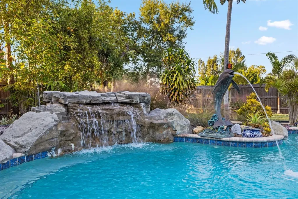 4301 S Lockwood Ridge Road Sarasota FL 34231