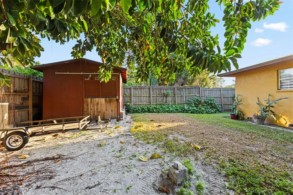 4301 S Lockwood Ridge Road Sarasota FL 34231
