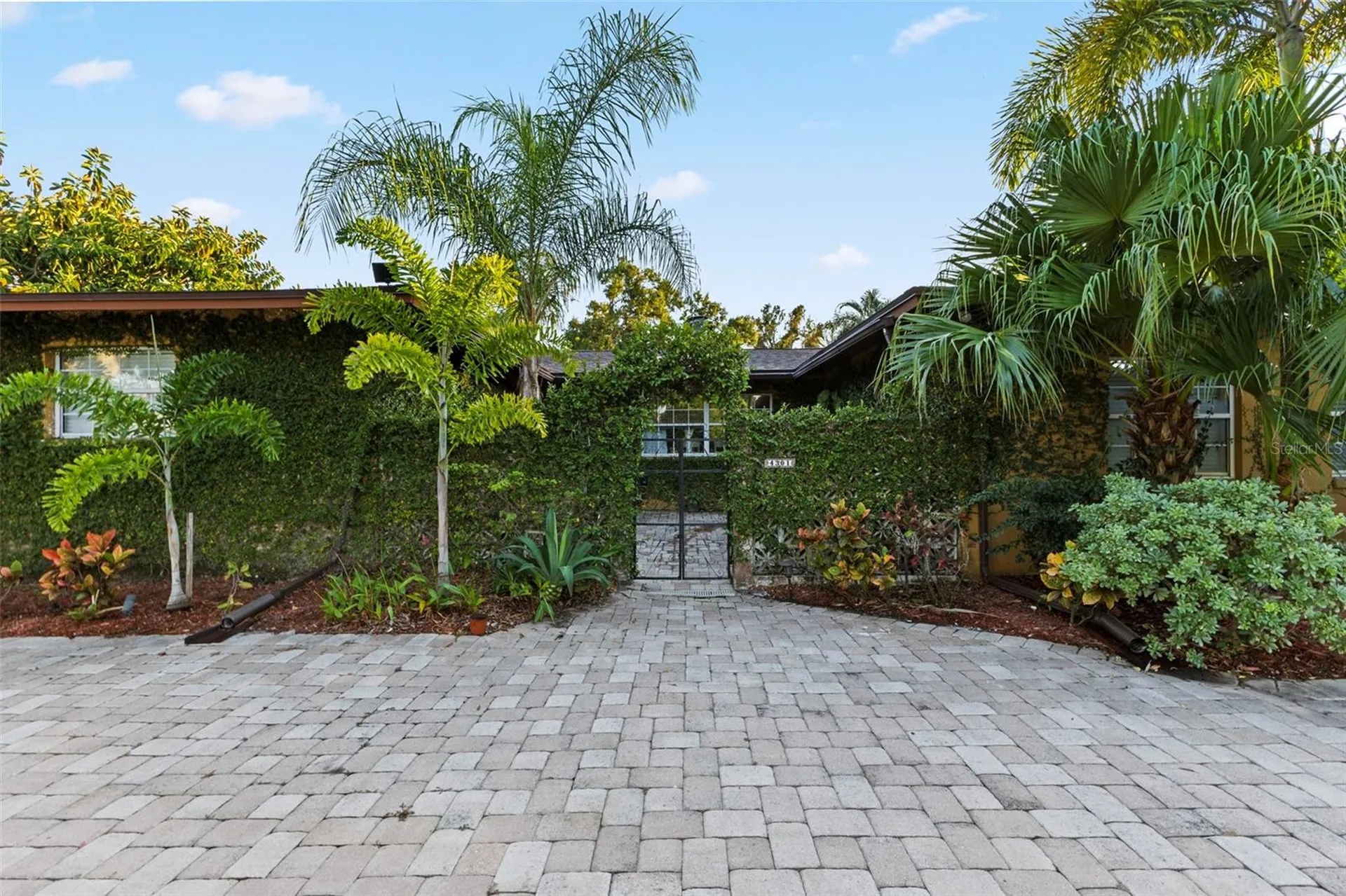 4301 S Lockwood Ridge Road Sarasota FL 34231