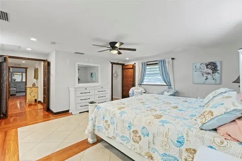 4301 S Lockwood Ridge Road Sarasota FL 34231