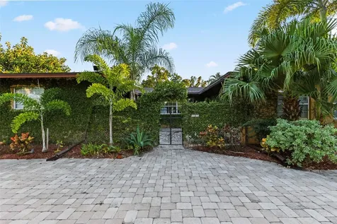 4301 S Lockwood Ridge Road Sarasota FL 34231