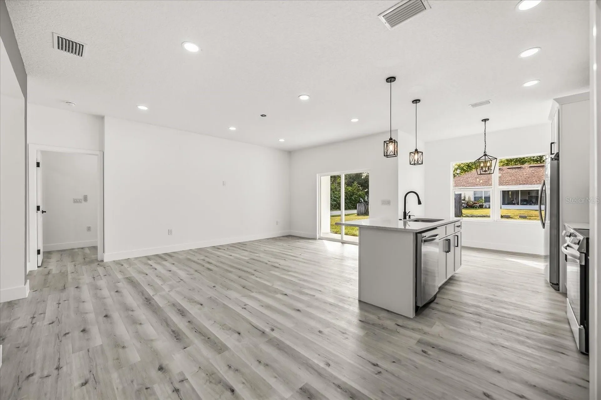 2798 Gainesville Road SE Palm Bay FL 32909