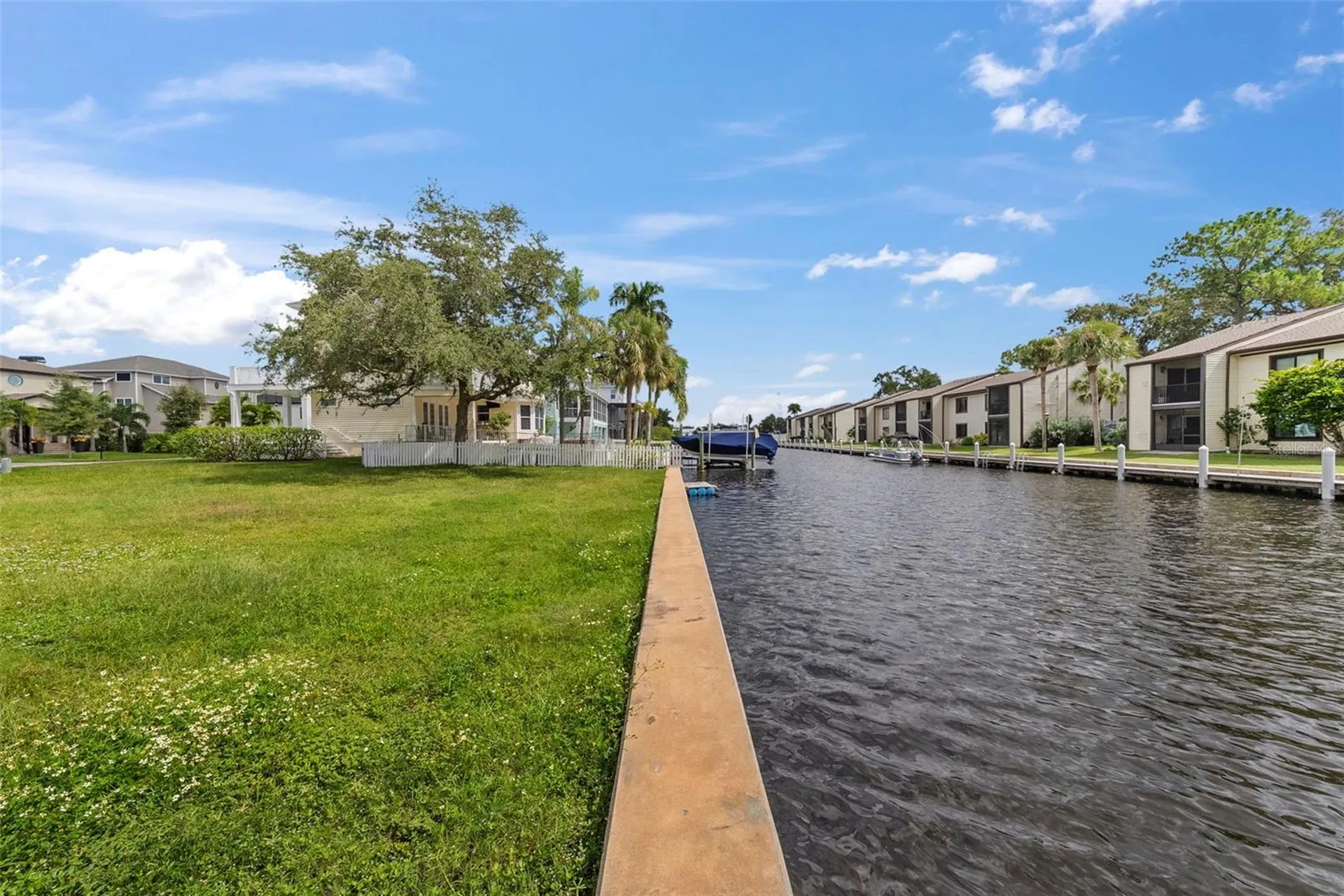 316 Manatee Lane Tarpon Springs FL 34689