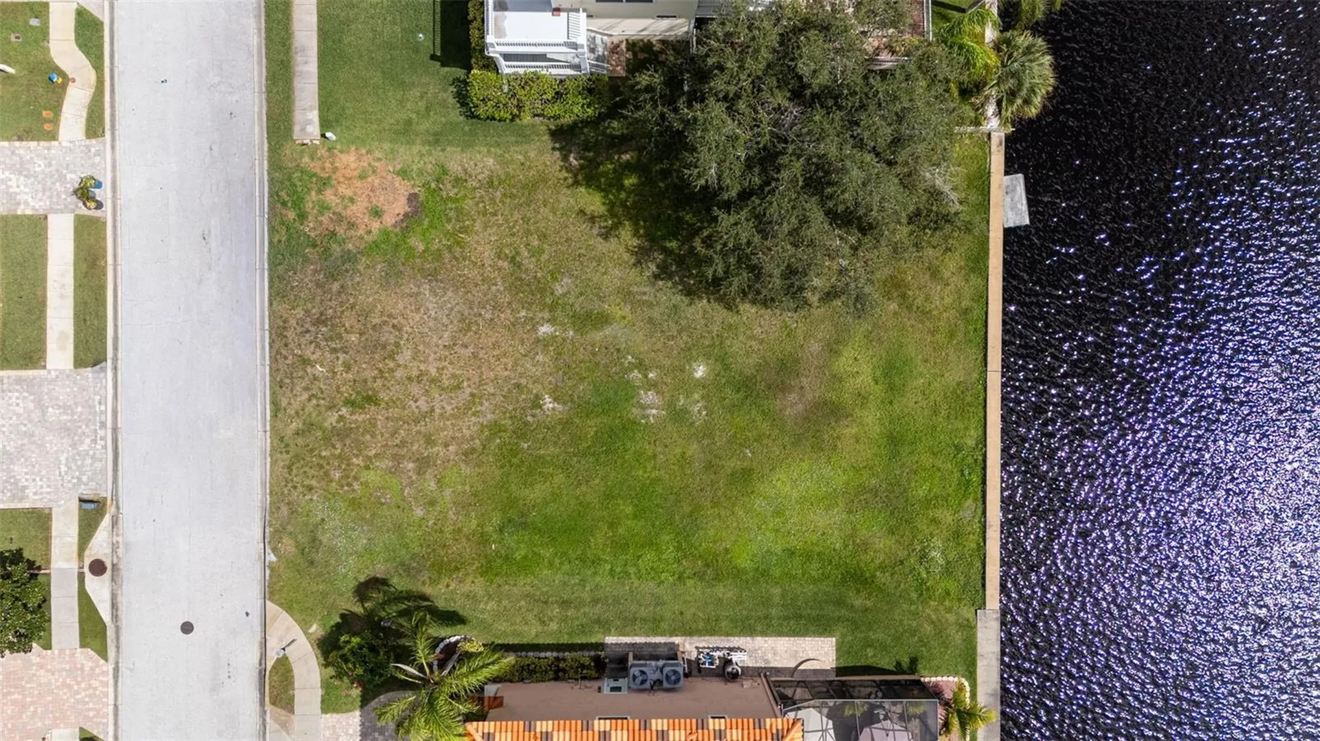 316 Manatee Lane Tarpon Springs FL 34689