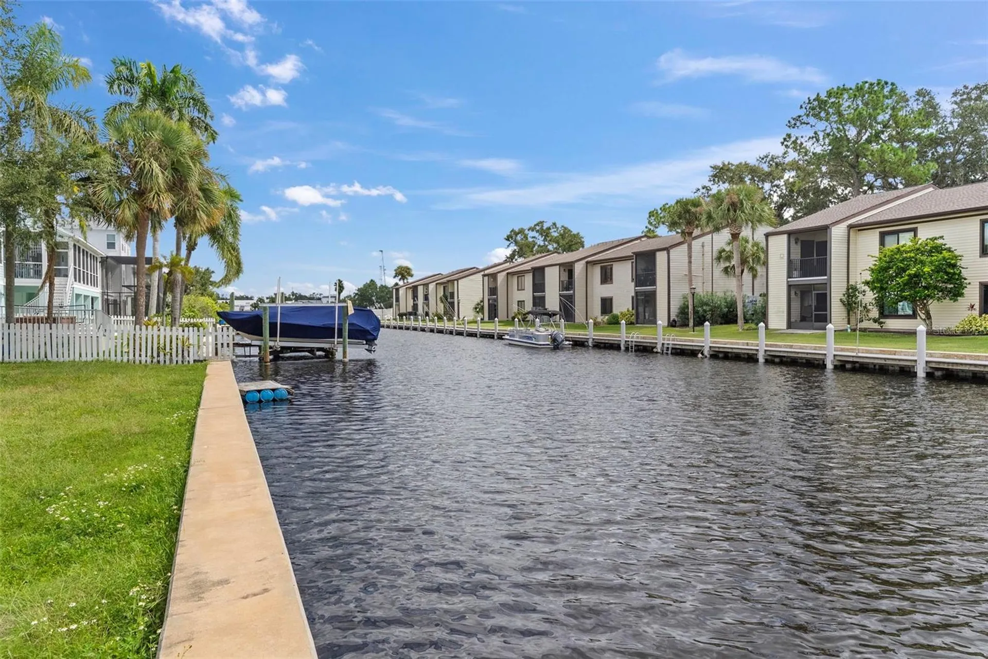 316 Manatee Lane Tarpon Springs FL 34689