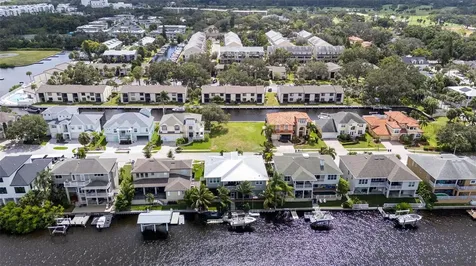 316 Manatee Lane Tarpon Springs FL 34689