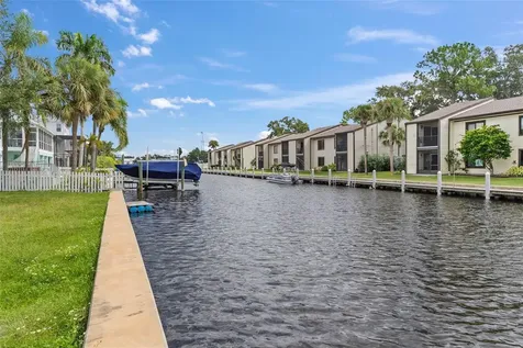 316 Manatee Lane Tarpon Springs FL 34689