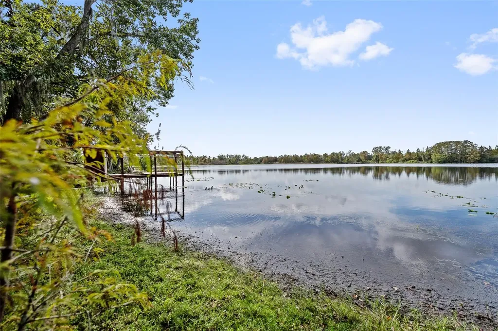 209 NE Triplet Drive Casselberry FL 32707