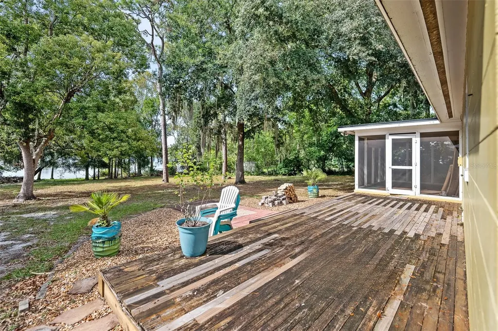 209 NE Triplet Drive Casselberry FL 32707