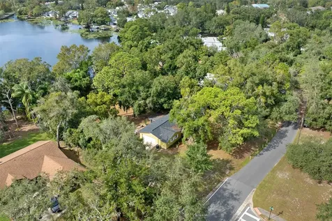 209 NE Triplet Drive Casselberry FL 32707