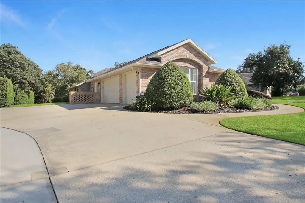 400 Interlachen Court Debary FL 32713
