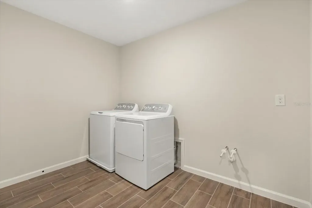 3657 Sublett Loop Tavares FL 32778