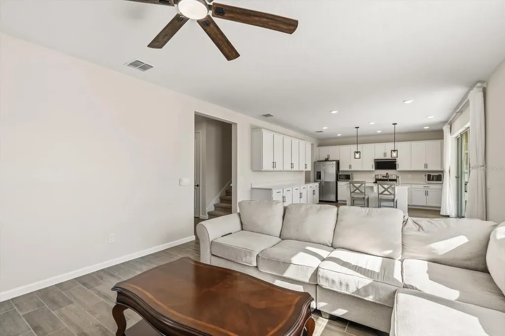 3657 Sublett Loop Tavares FL 32778