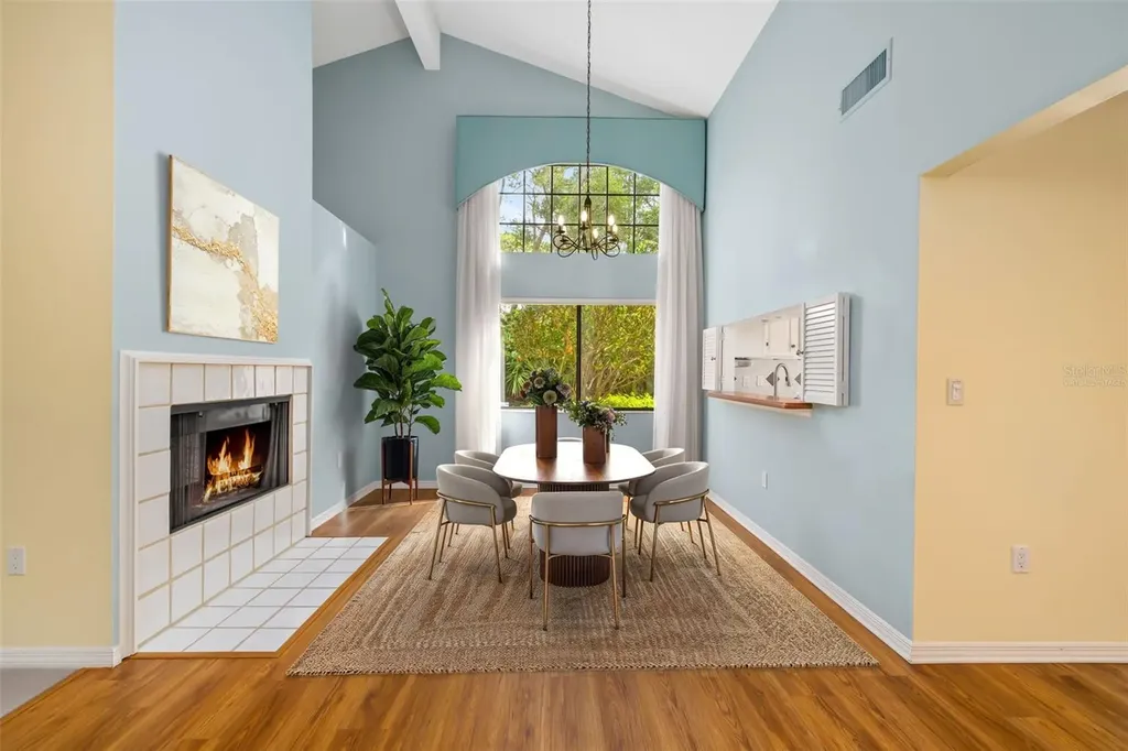4687 Chandlers Forde Sarasota FL 34235