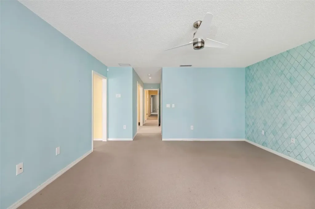 4687 Chandlers Forde Sarasota FL 34235