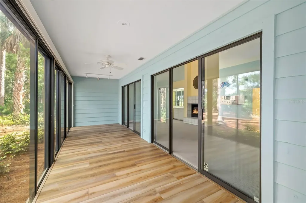4687 Chandlers Forde Sarasota FL 34235