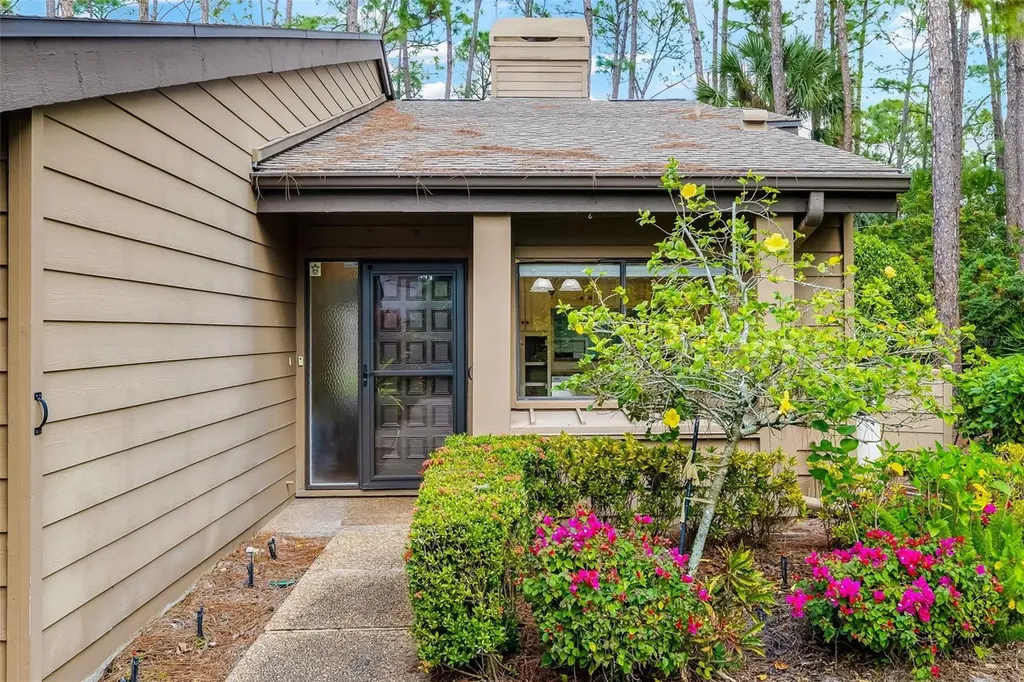 4687 Chandlers Forde Sarasota FL 34235