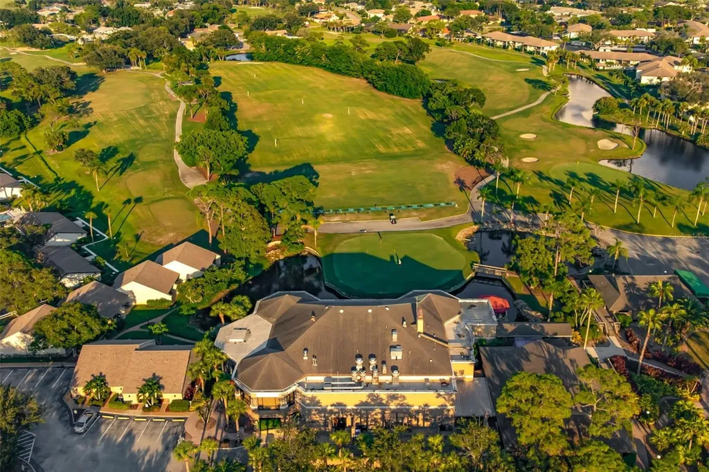 4687 Chandlers Forde Sarasota FL 34235