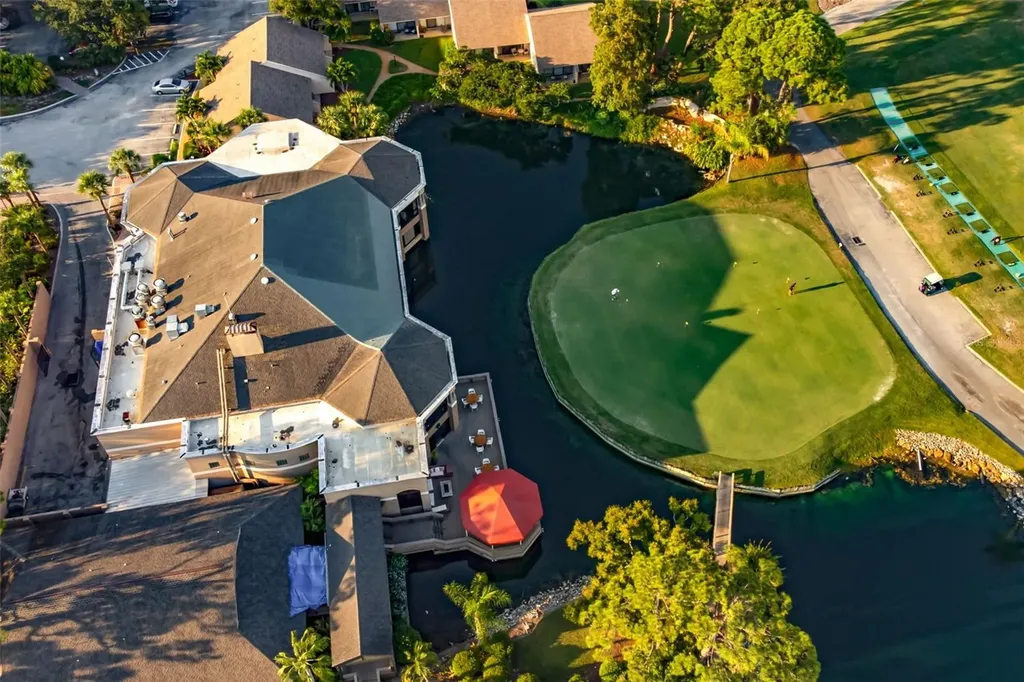 4687 Chandlers Forde Sarasota FL 34235