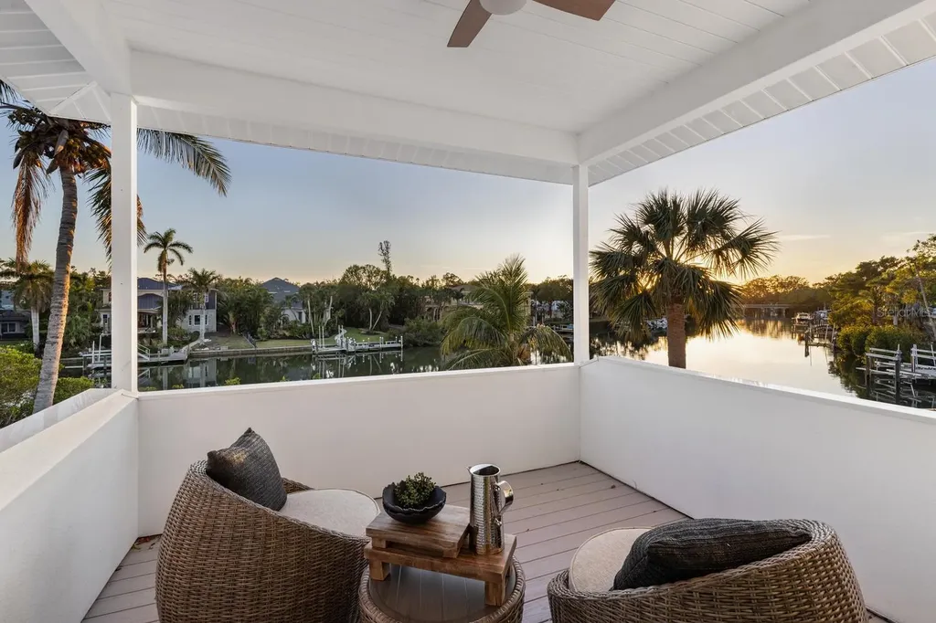 1718 Bay Street Sarasota FL 34236