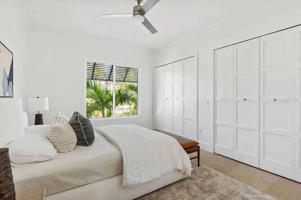 1718 Bay Street Sarasota FL 34236