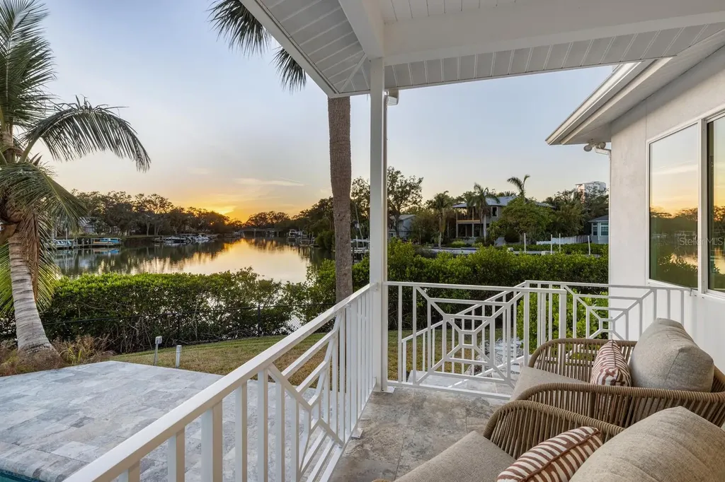 1718 Bay Street Sarasota FL 34236