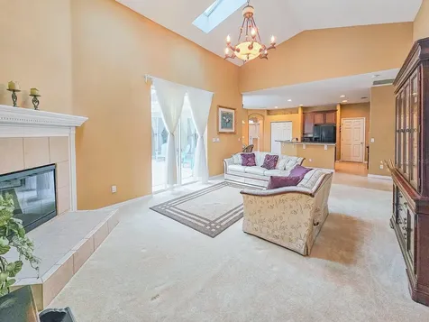 18 Squirrel Place Palm Coast FL 32164