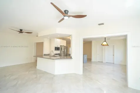 2810 SW 114th Avenue Miami FL 33165