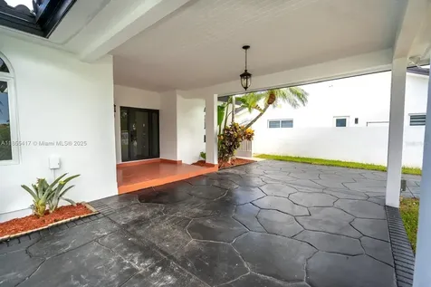 2810 SW 114th Avenue Miami FL 33165