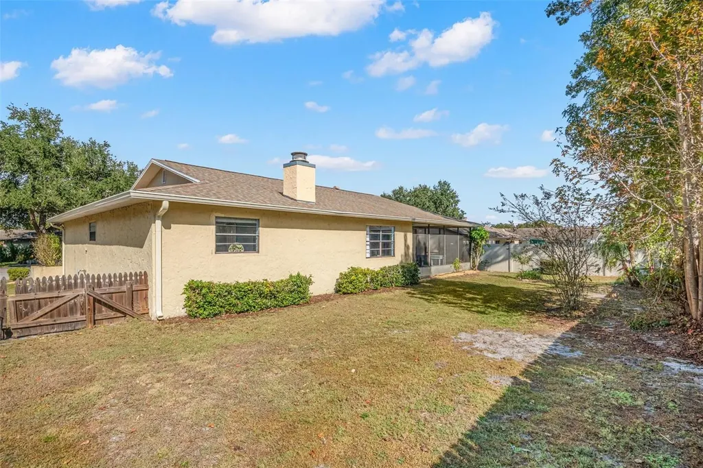 110 Meadowcross Drive Safety Harbor FL 34695