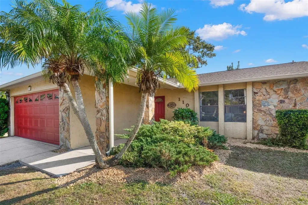 110 Meadowcross Drive Safety Harbor FL 34695