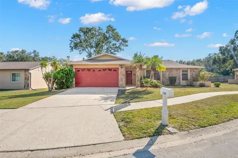110 Meadowcross Drive Safety Harbor FL 34695