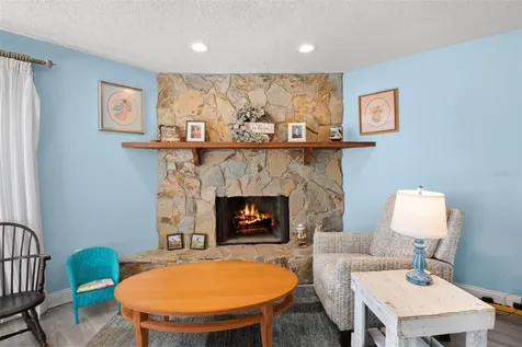 110 Meadowcross Drive Safety Harbor FL 34695