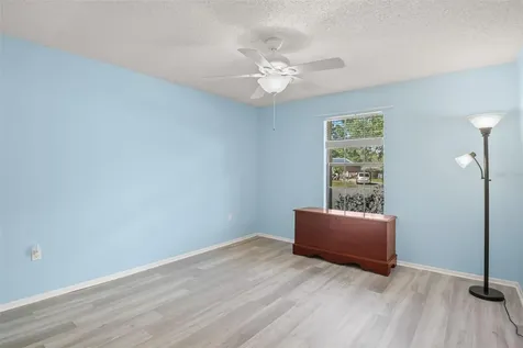110 Meadowcross Drive Safety Harbor FL 34695