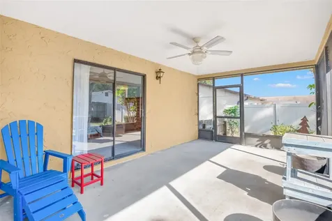 110 Meadowcross Drive Safety Harbor FL 34695