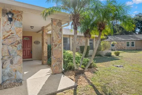 110 Meadowcross Drive Safety Harbor FL 34695