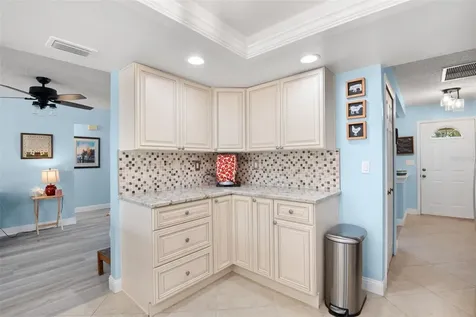 110 Meadowcross Drive Safety Harbor FL 34695