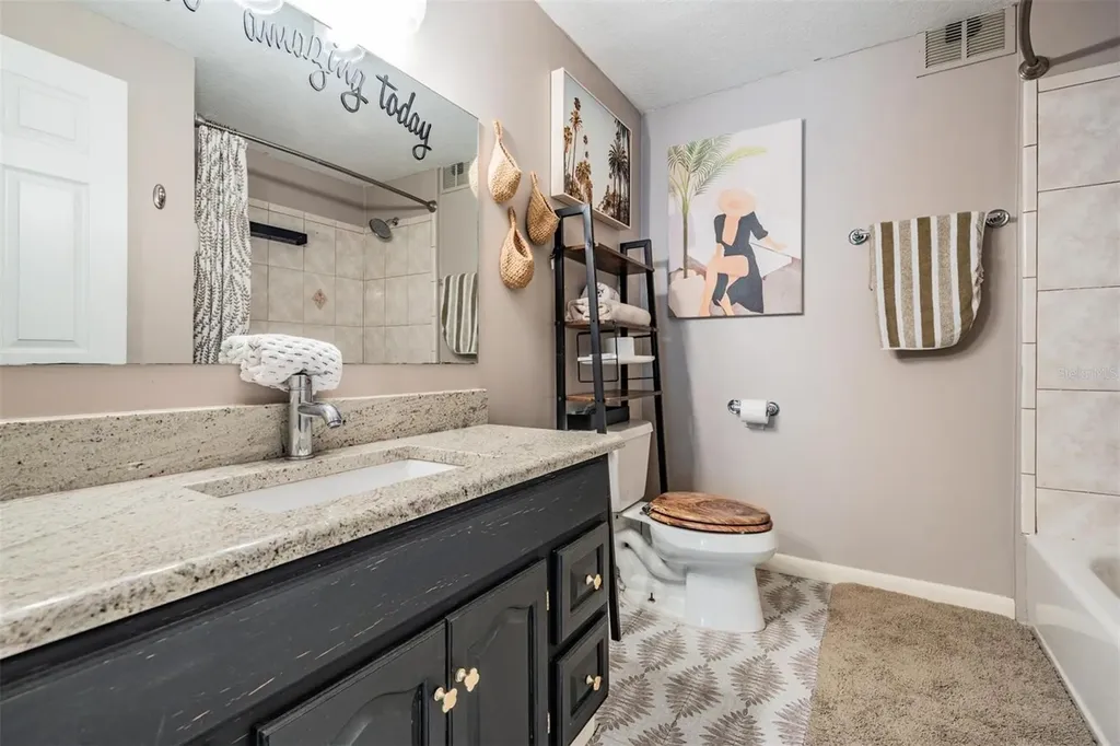 302 Whitcomb Boulevard Tarpon Springs FL 34689