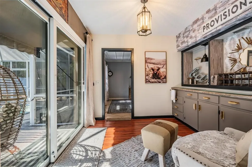 302 Whitcomb Boulevard Tarpon Springs FL 34689