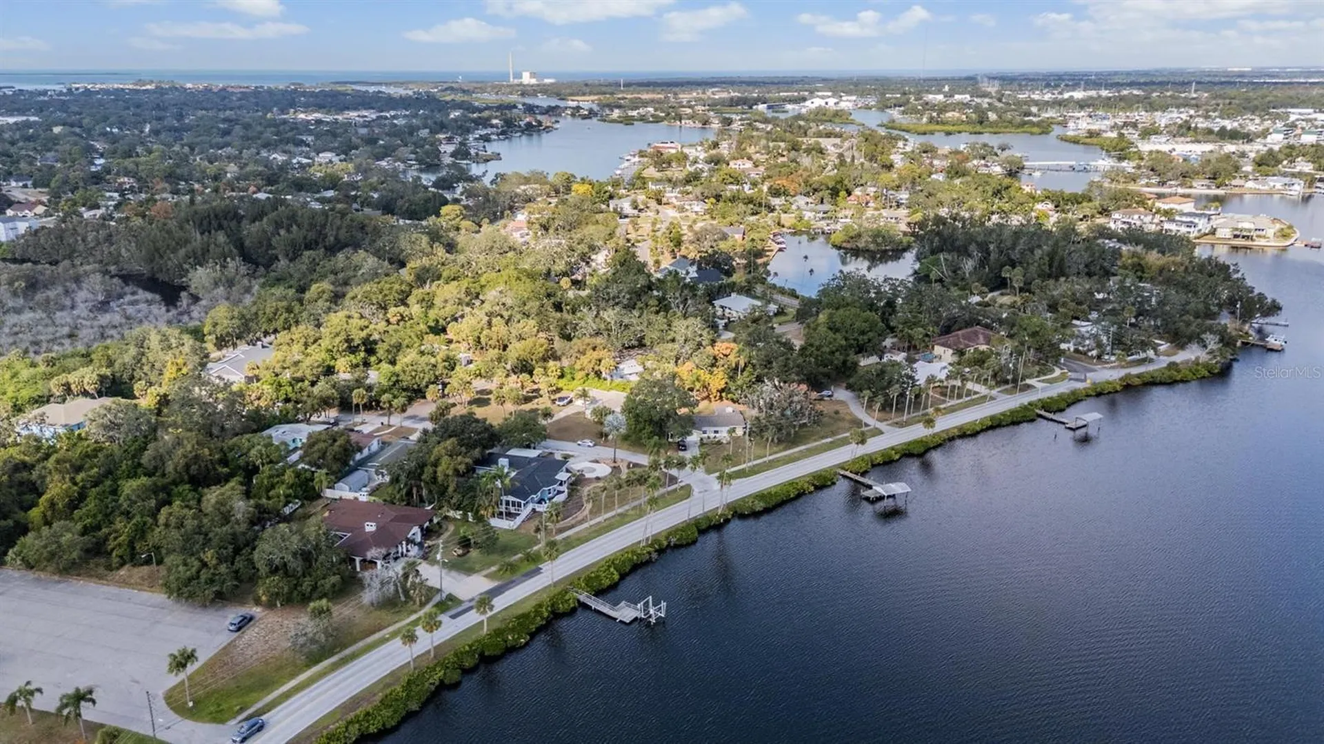302 Whitcomb Boulevard Tarpon Springs FL 34689