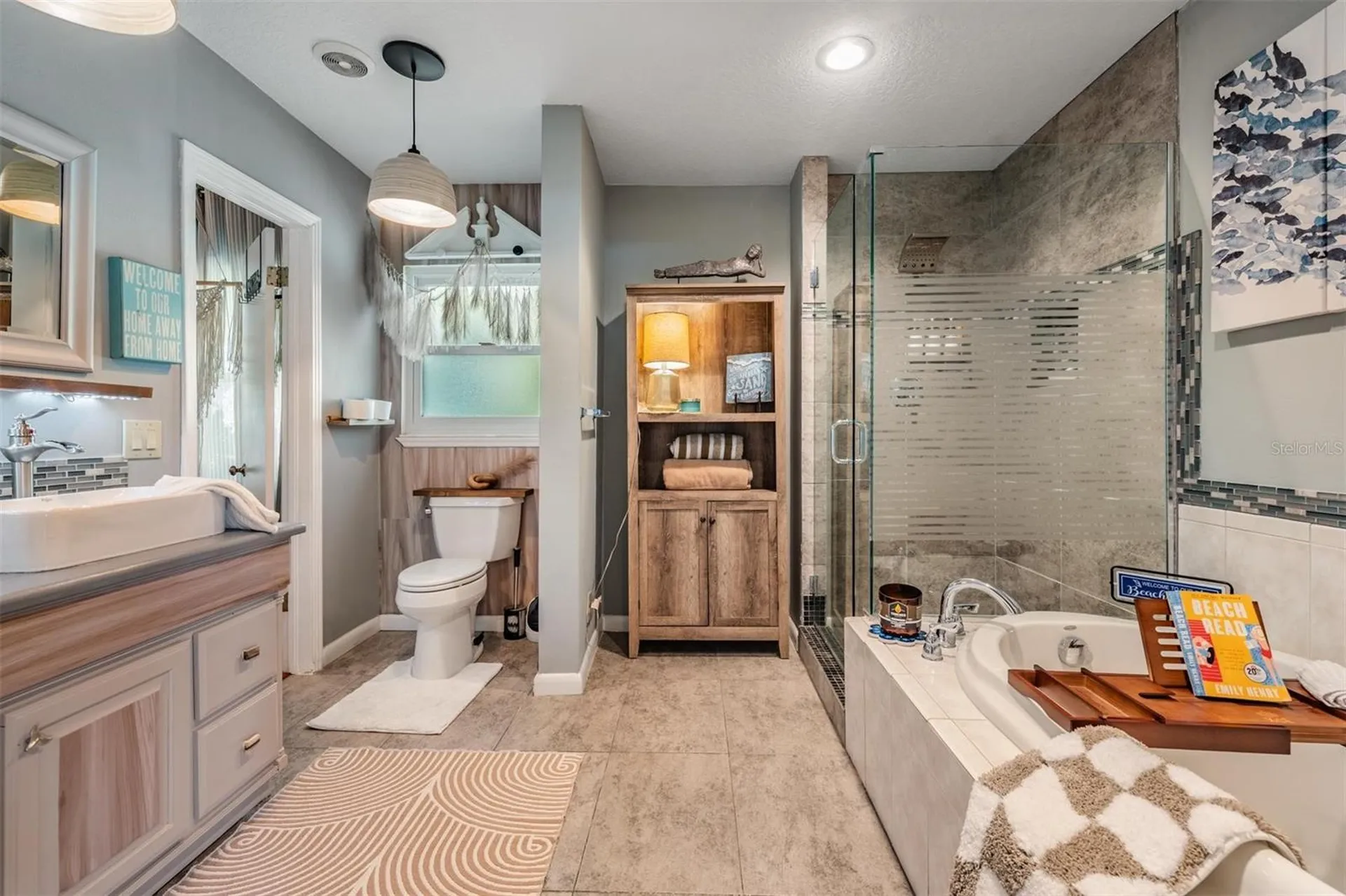302 Whitcomb Boulevard Tarpon Springs FL 34689