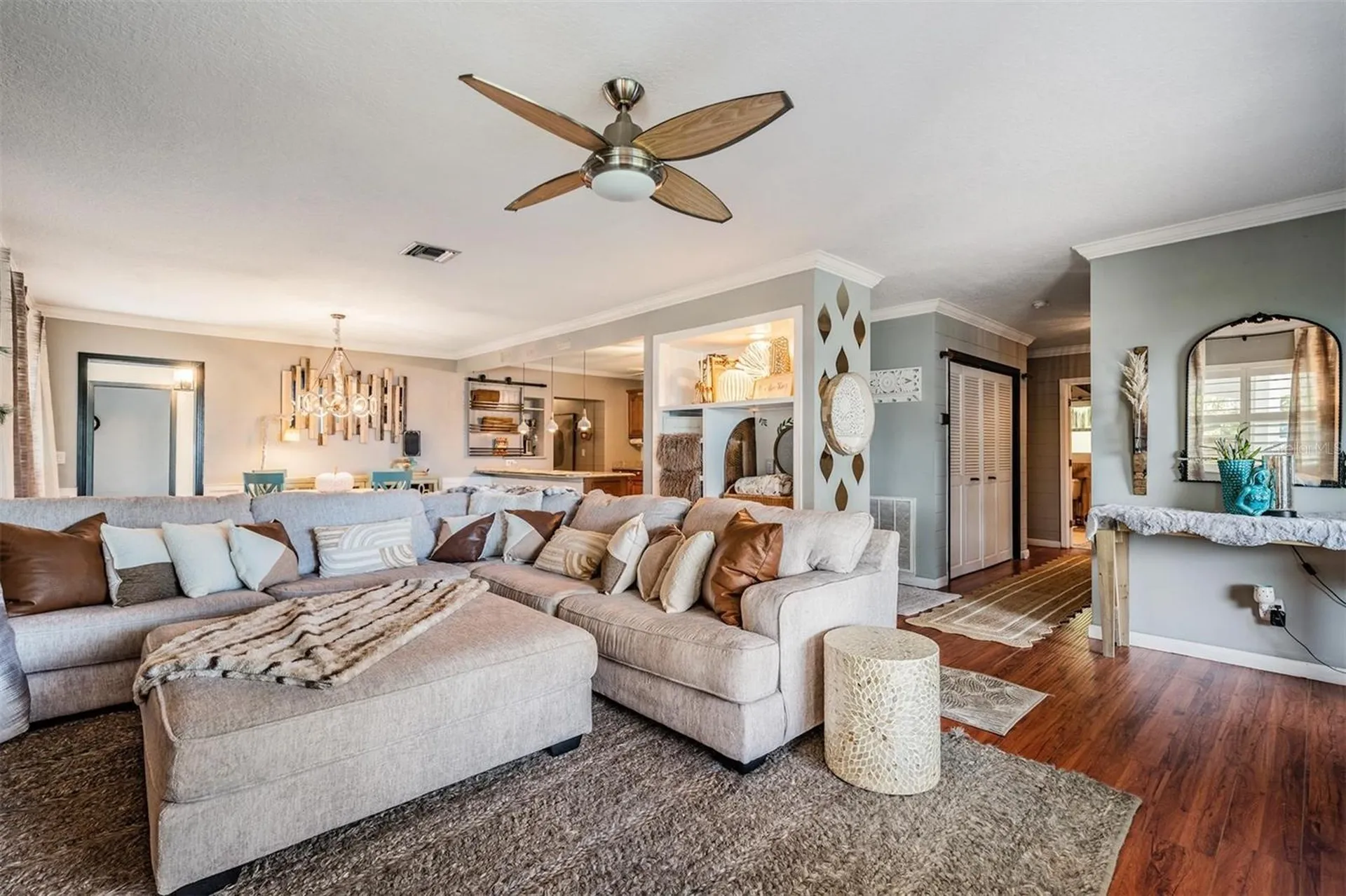 302 Whitcomb Boulevard Tarpon Springs FL 34689