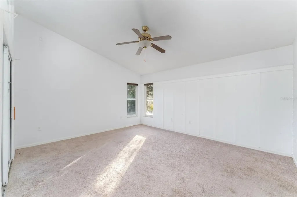 1005 Tequesta Trail Lake Wales FL 33898