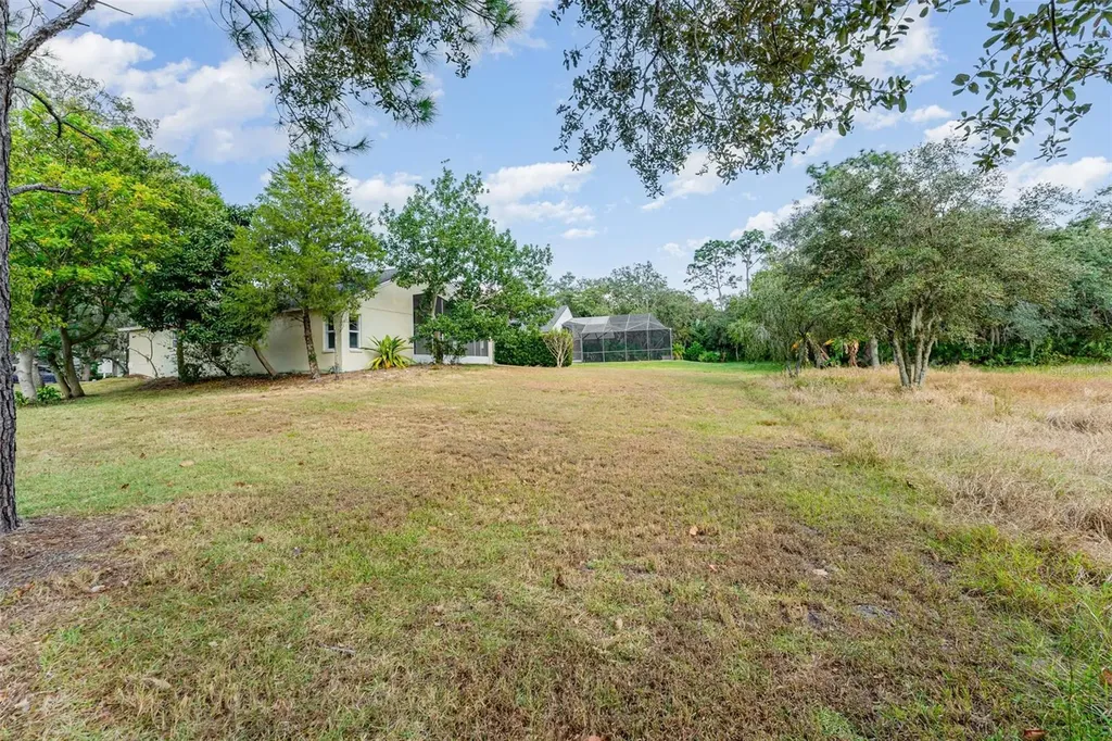1005 Tequesta Trail Lake Wales FL 33898