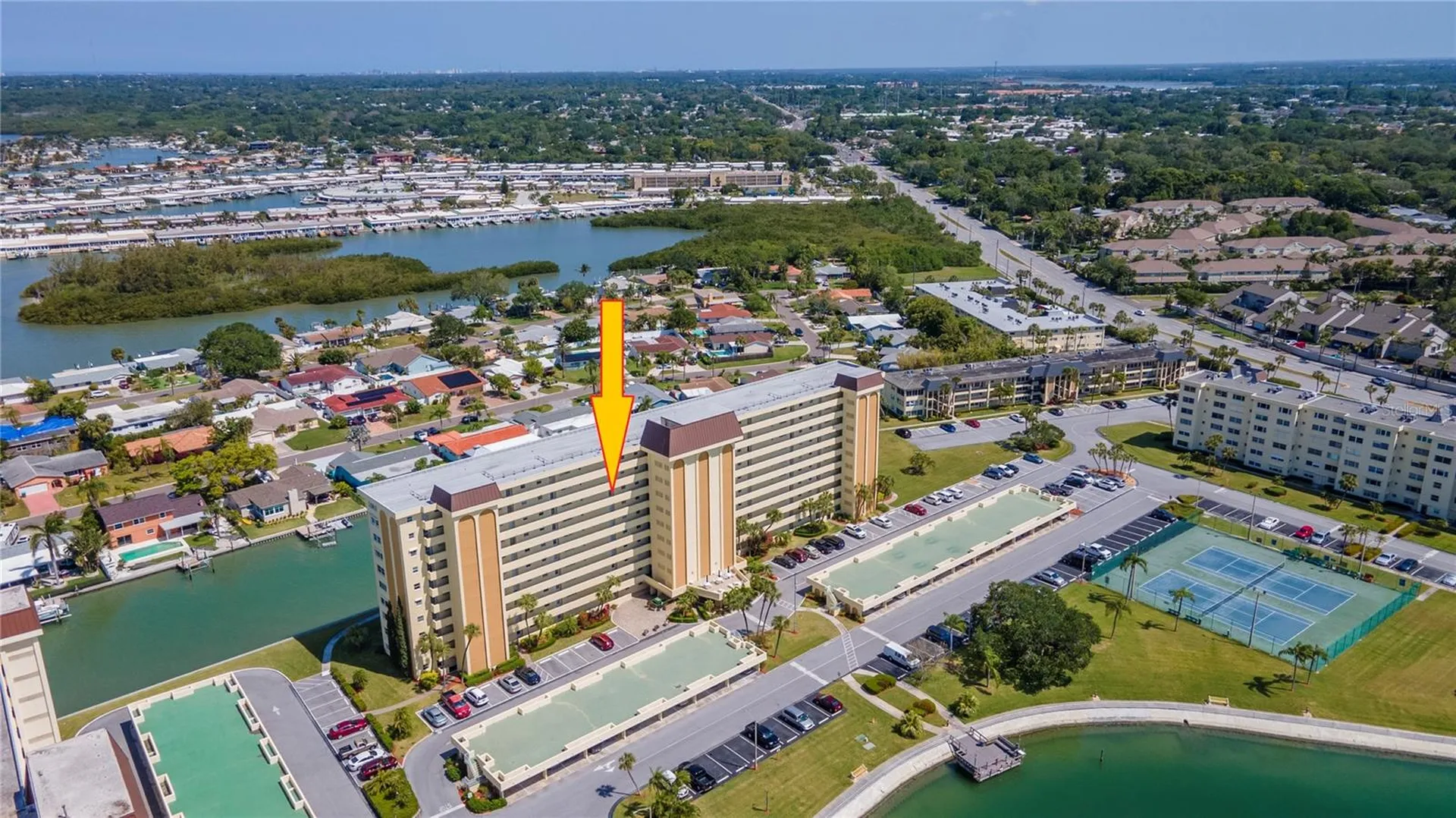 4725 Cove Circle St Petersburg FL 33708