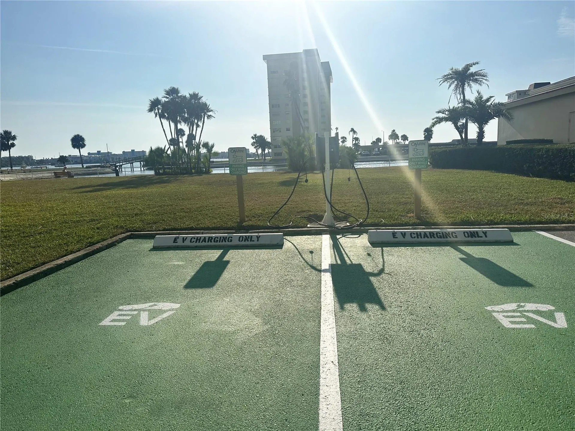 4725 Cove Circle St Petersburg FL 33708