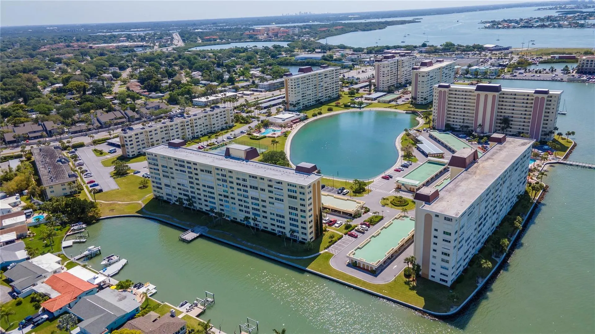 4725 Cove Circle St Petersburg FL 33708