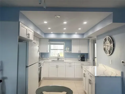 4725 Cove Circle St Petersburg FL 33708
