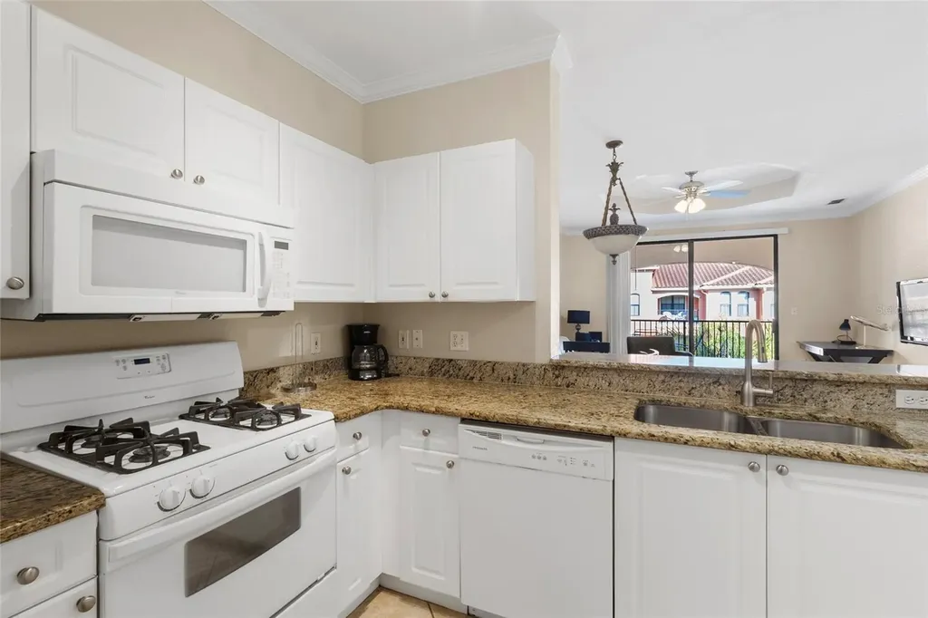 2739 Via Capri Clearwater FL 33764